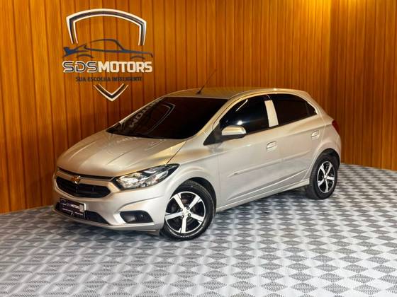 CHEVROLET ONIX 1.4 MPFI LT 8V FLEX 4P MANUAL CHEVROLET ONIX 1.4 MPFI LT 8V FLEX 4P MANUAL